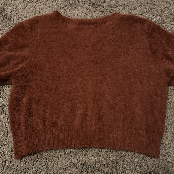 Light Brown soft cropped shirt - Picture 6 of 6